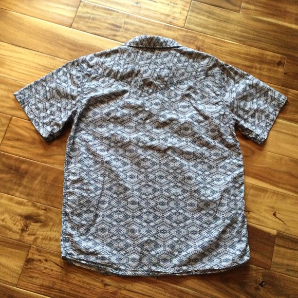 ✔️ Brad Paisley Moon Shine Spirit Regular Fit Short Sleeve Shirt Size Large - Picture 5 of 9